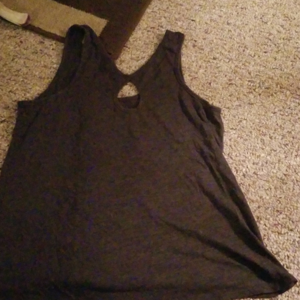 Tank top - Picture 2 of 2